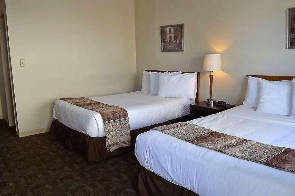 Canadas Best Value Inn (Brackley)